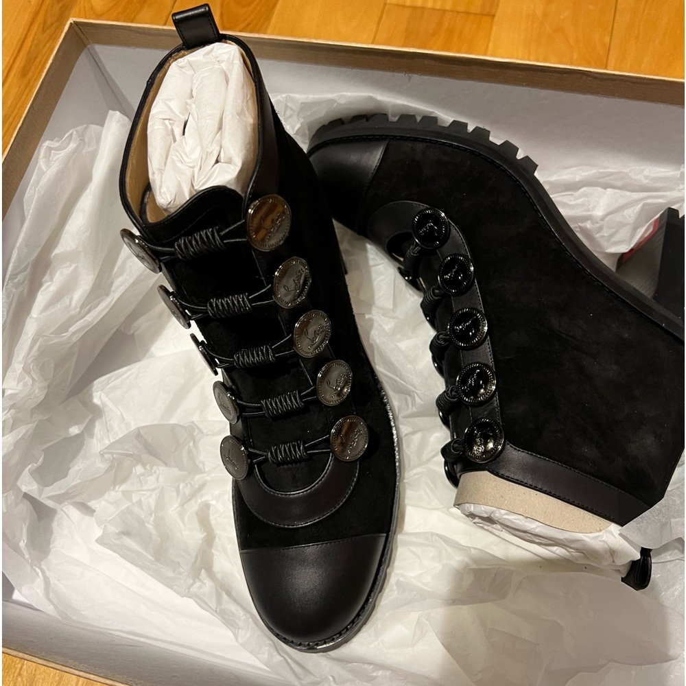 Brand New in Box, Louboutin Size 37